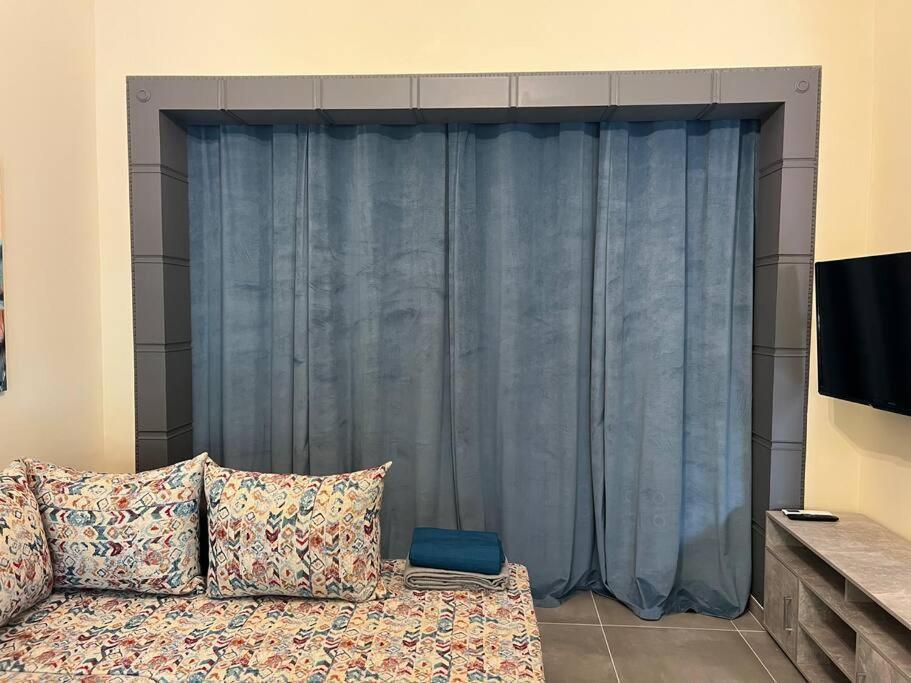 Spacious And Beautiful House 比雷埃夫斯 外观 照片
